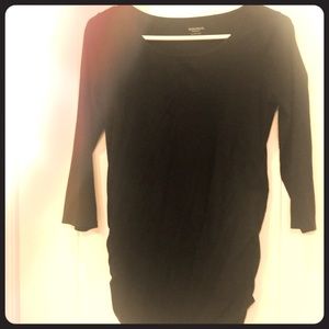 Small motherhood maternity shirt